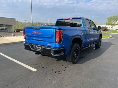 Used 2023 GMC Sierra 1500 AT4X image 3