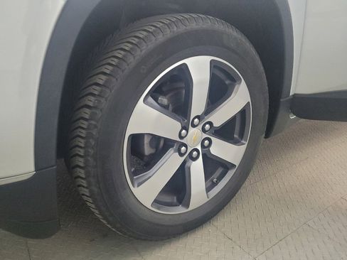 Used 2019 Chevrolet Traverse LT w/ LT Premium Package AWD/4WD image 31