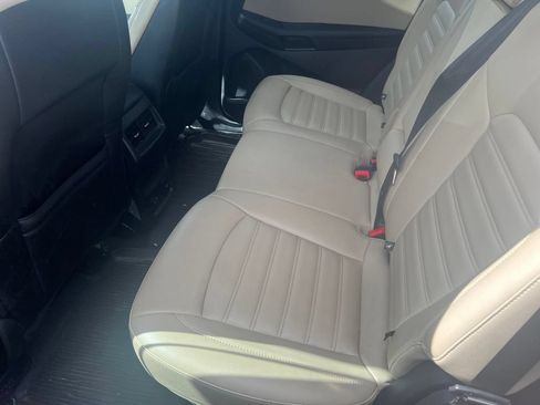 Used 2022 Ford Edge SEL w/ Convenience Package AWD/4WD image 10