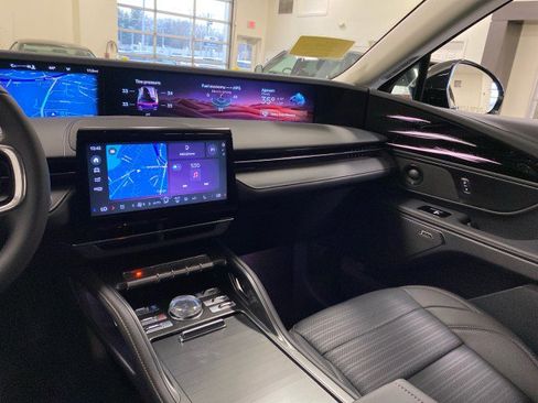 New 2026 Lincoln Nautilus Reserve w/ Jet Appearance Package image 12