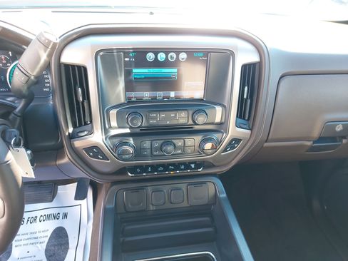 Used 2018 GMC Sierra 3500 Denali w/ Duramax Plus Package image 22