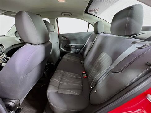 Used 2015 Chevrolet Sonic LT image 20