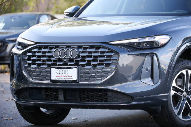 Certified 2025 Audi Q5 Premium Plus AWD/4WD image 15
