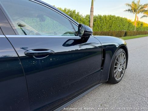 Used 2020 Porsche Panamera 4 AWD/4WD image 9