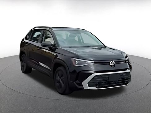 Used 2026 Volkswagen Taos S FWD image 16