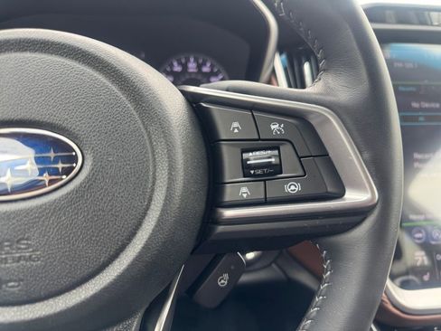 Used 2020 Subaru Outback Touring AWD/4WD image 17