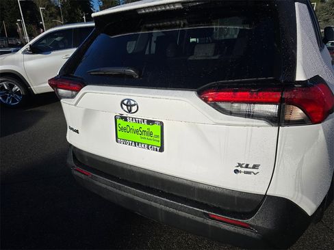 Certified 2025 Toyota RAV4 XLE image 15