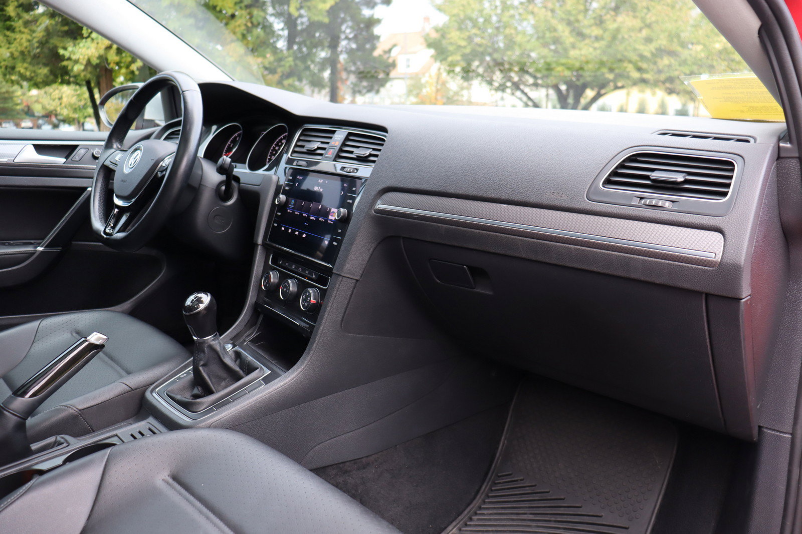 Used 2018 Volkswagen Golf Alltrack SE AWD/4WD image 19