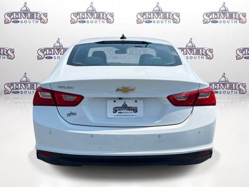 Used 2020 Chevrolet Malibu LS w/ Driver Confidence Package II FWD image 4