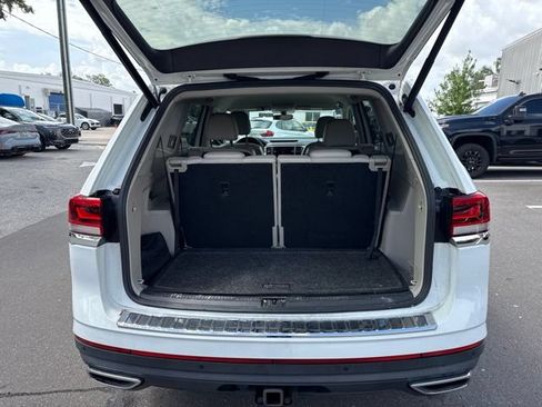 Used 2021 Volkswagen Atlas SE w/ Towing Package FWD image 8