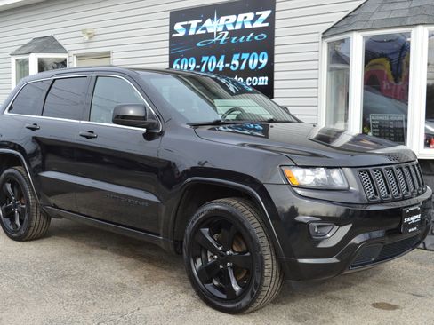 Used 2015 Jeep Grand Cherokee Altitude image 7