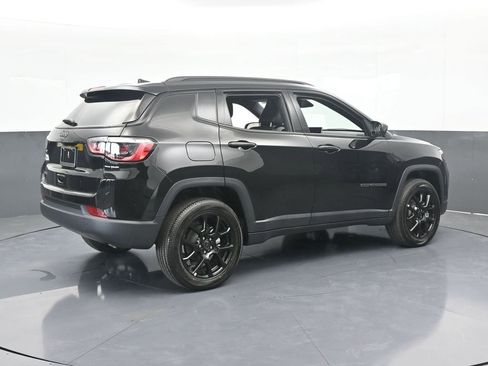 New 2026 Jeep Compass Latitude image 6