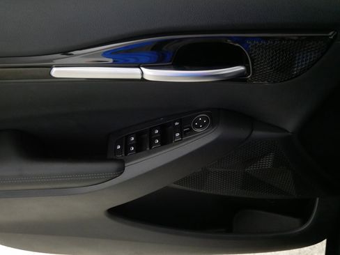 Used 2021 Kia Seltos EX image 19