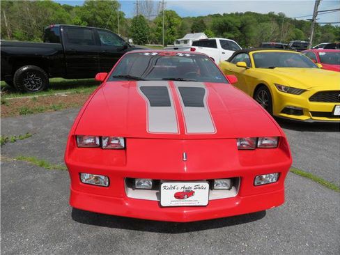 Used 1990 Chevrolet Camaro IROC-Z RWD image 15