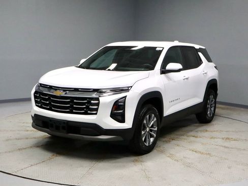 Used 2025 Chevrolet Equinox LT AWD/4WD image 7