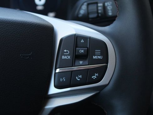 New 2026 Ford Explorer Active w/ Active Comfort Package RWD image 36