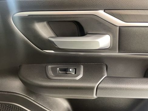 New 2025 RAM 1500 Big Horn AWD/4WD image 15