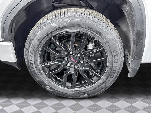 Used 2021 GMC Sierra 1500 Elevation w/ LPO, Elevation Black Package image 37