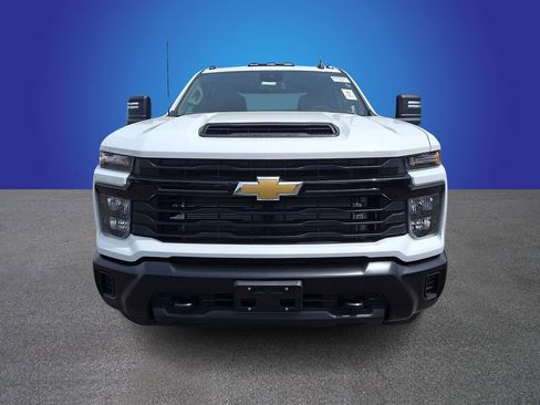 Used 2025 Chevrolet Silverado 3500 W/T w/ WT Convenience Package AWD/4WD image 2