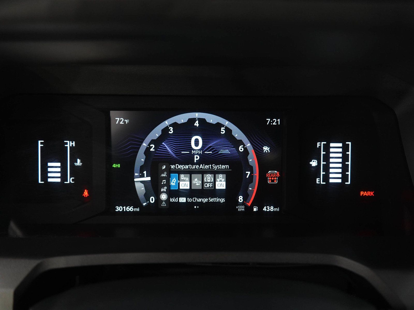 Used 2025 Toyota 4Runner SR5 AWD/4WD image 23