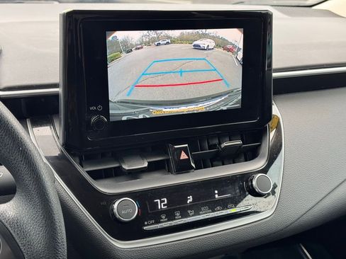 Used 2024 Toyota Corolla LE image 33