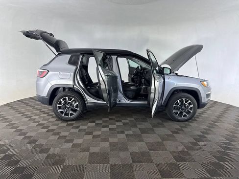 Used 2019 Jeep Compass Trailhawk AWD/4WD image 14