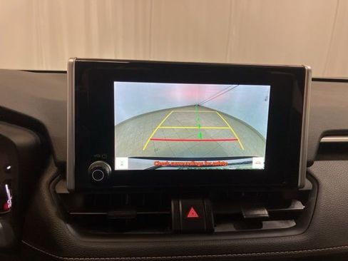 Used 2024 Toyota RAV4 LE image 17