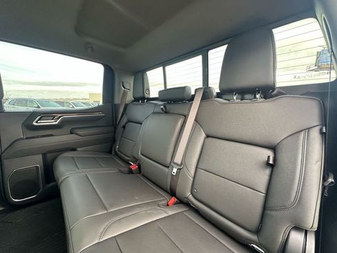 Used 2025 Chevrolet Silverado 1500 LT w/ Z71 Off-Road Package image 24