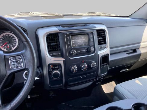 Used 2019 RAM 1500 Classic SLT RWD image 7