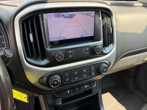 Used 2019 GMC Canyon SLE RWD image 17