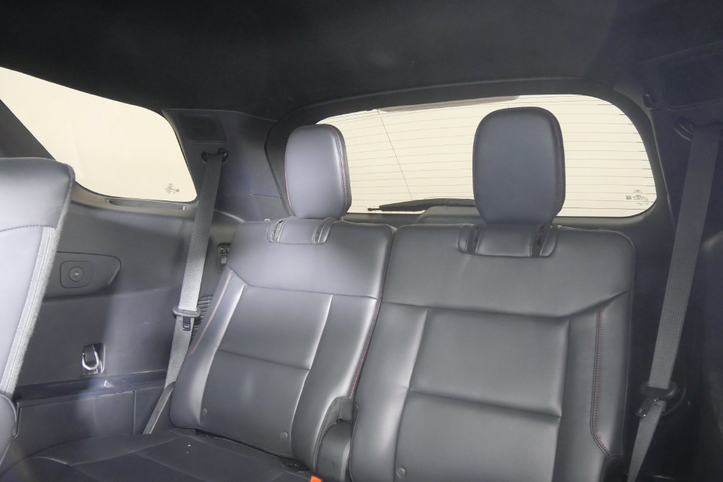 Used 2025 Ford Explorer ST w/ Sun And Sound Package AWD/4WD image 18