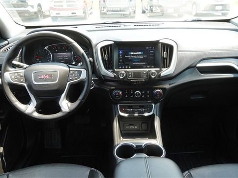 Used 2022 GMC Terrain SLT w/ LPO, Floor Liner Package image 14