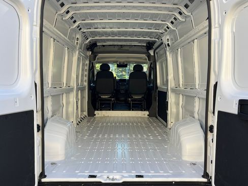 New 2026 RAM ProMaster 2500 image 13