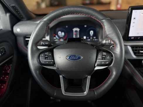 Used 2025 Ford Explorer ST-Line w/ Premium Package AWD/4WD image 26