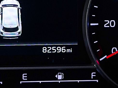 Used 2021 Kia Sorento LX image 26