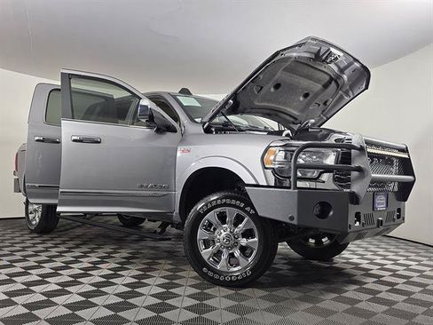 Used 2019 RAM 2500 Limited AWD/4WD image 44