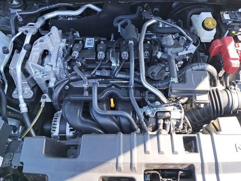 New 2025 Nissan Kicks SR image 23