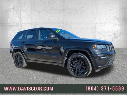 Used 2019 Jeep Grand Cherokee Altitude image 1