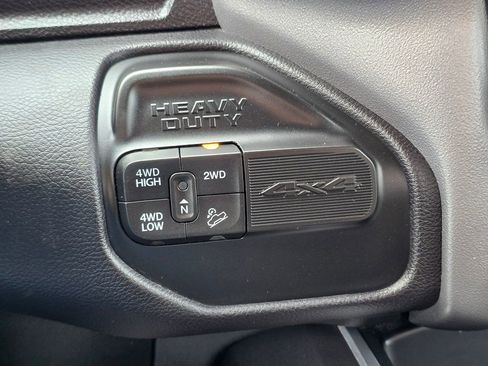 Used 2024 RAM 2500 Big Horn w/ Off Road Package AWD/4WD image 31