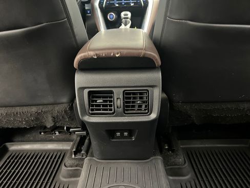 Used 2022 Toyota Venza Limited AWD/4WD image 21