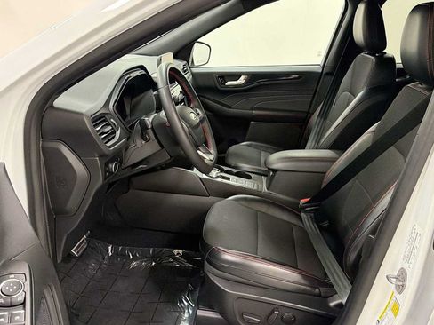 Used 2023 Ford Escape ST-Line w/ Equipment Group 301A FWD image 13