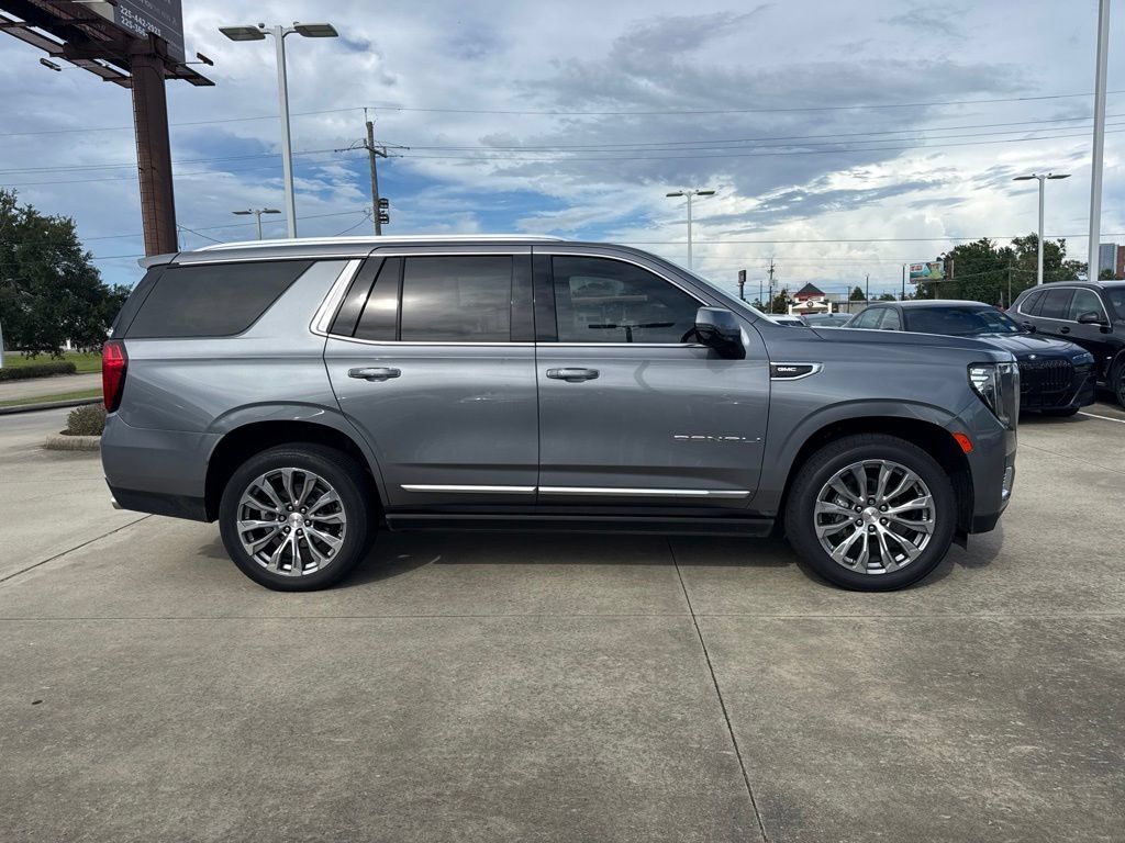 Used 2022 GMC Yukon Denali RWD image 6