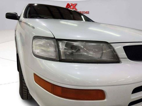 Used 1996 Nissan Maxima FWD image 16
