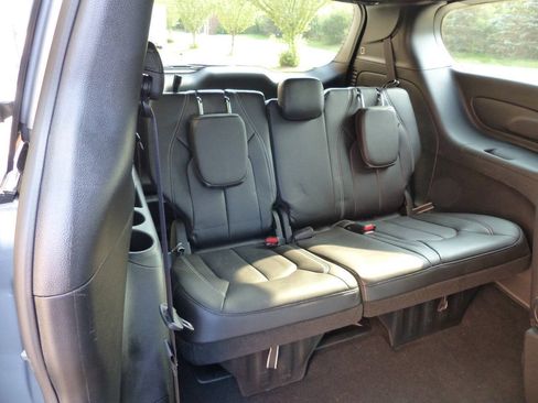 Used 2026 Chrysler Pacifica Select FWD image 54