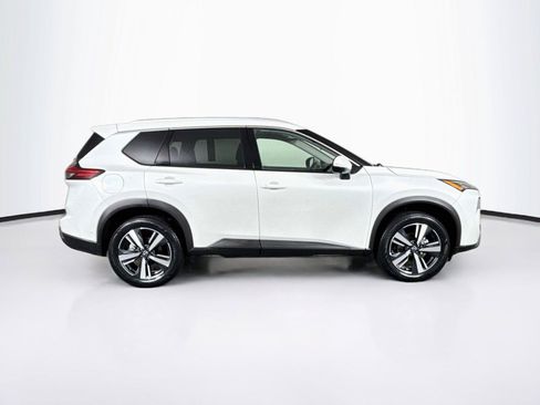 Used 2026 Nissan Rogue SL AWD/4WD image 11