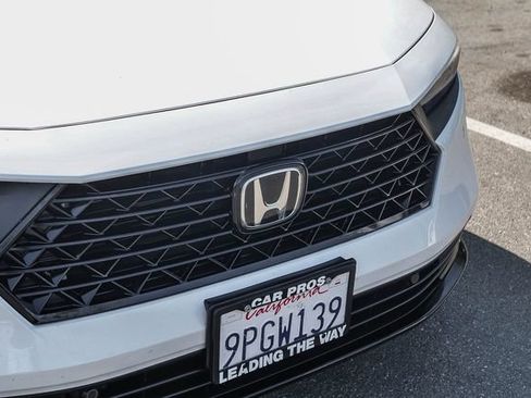 Used 2024 Honda Accord EX-L image 12