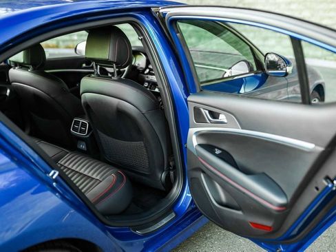 Used 2024 Genesis G70 2.5T w/ Sport Prestige Package image 16