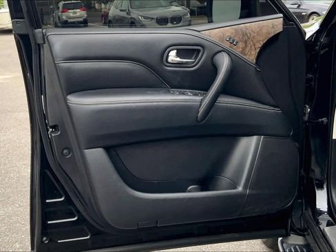 Used 2021 INFINITI QX80 Premium Select w/ All-Season Package image 23