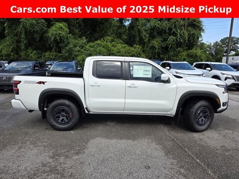 New 2025 Nissan Frontier PRO-4X w/ Interior Protection Package image 34