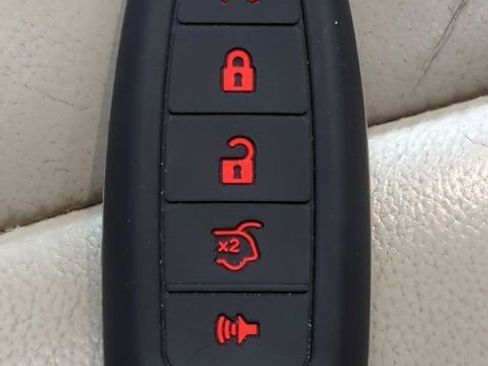 Used 2015 Ford Escape Titanium w/ Equipment Group 301A FWD image 26